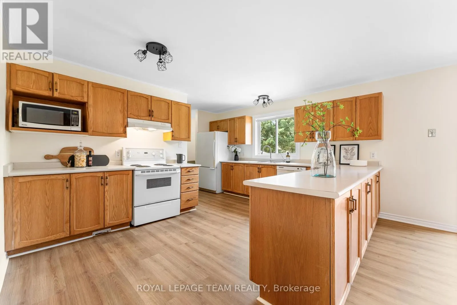 106 PORCUPINE TRAIL