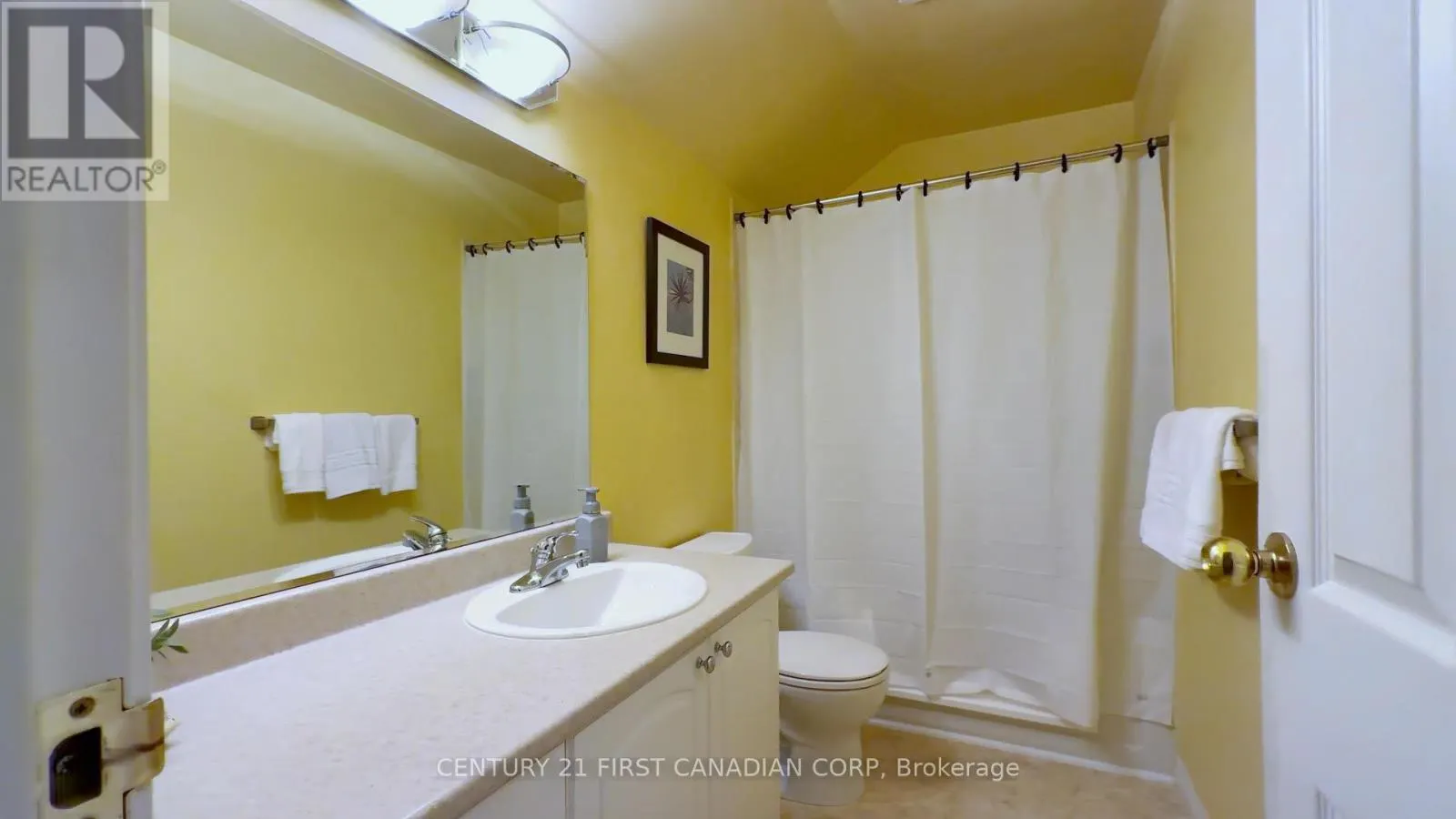 85 - 120 CENTRE STREET, #85