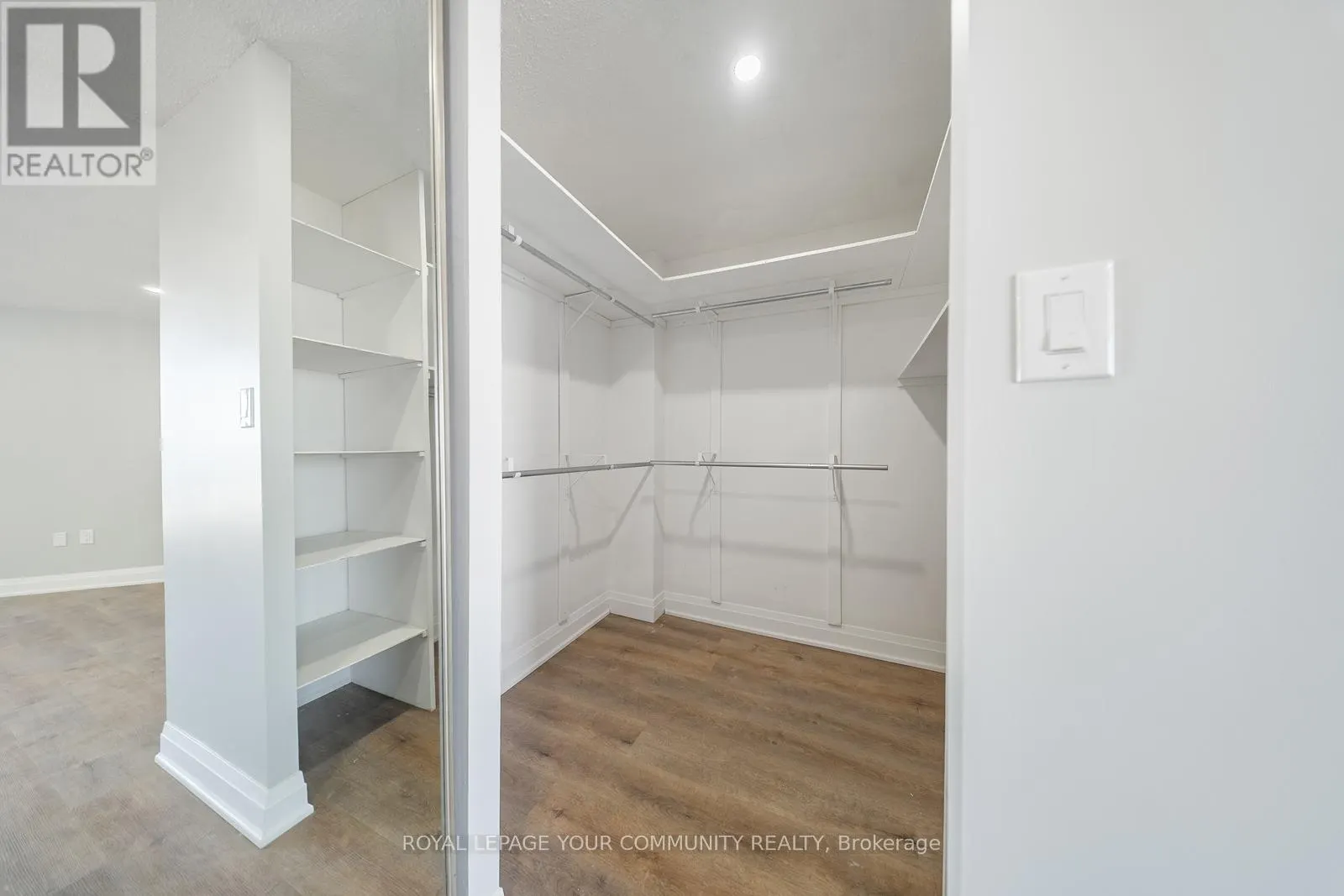 PH3 - 222 JACKSON STREET