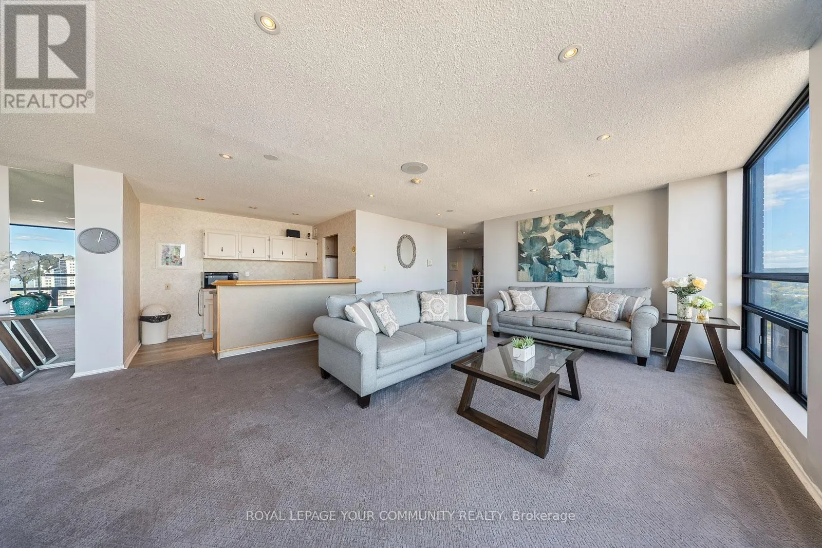 PH3 - 222 JACKSON STREET
