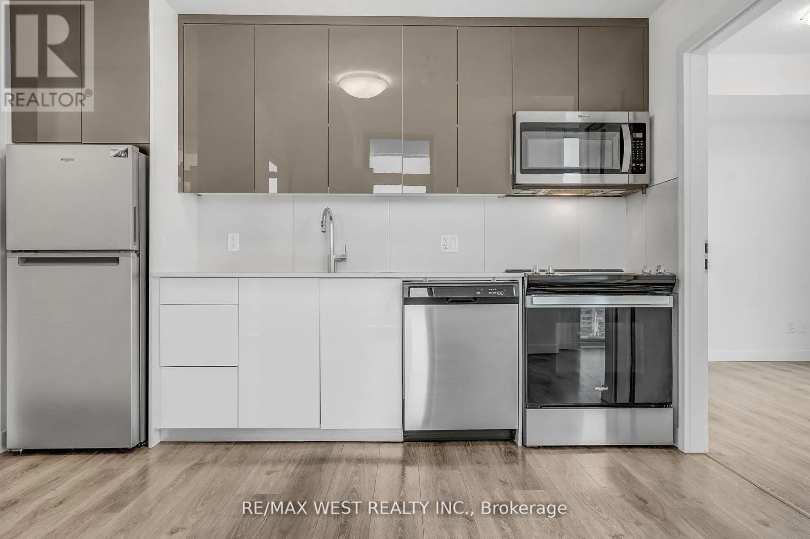 1409 - 60 FREDERICK STREET