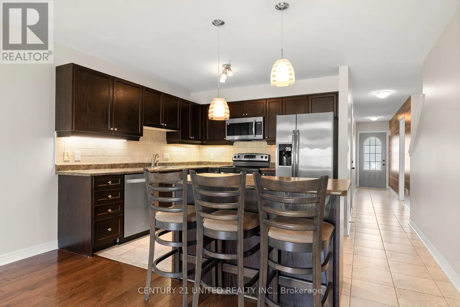 63 FALLINGBROOK CRESCENT
