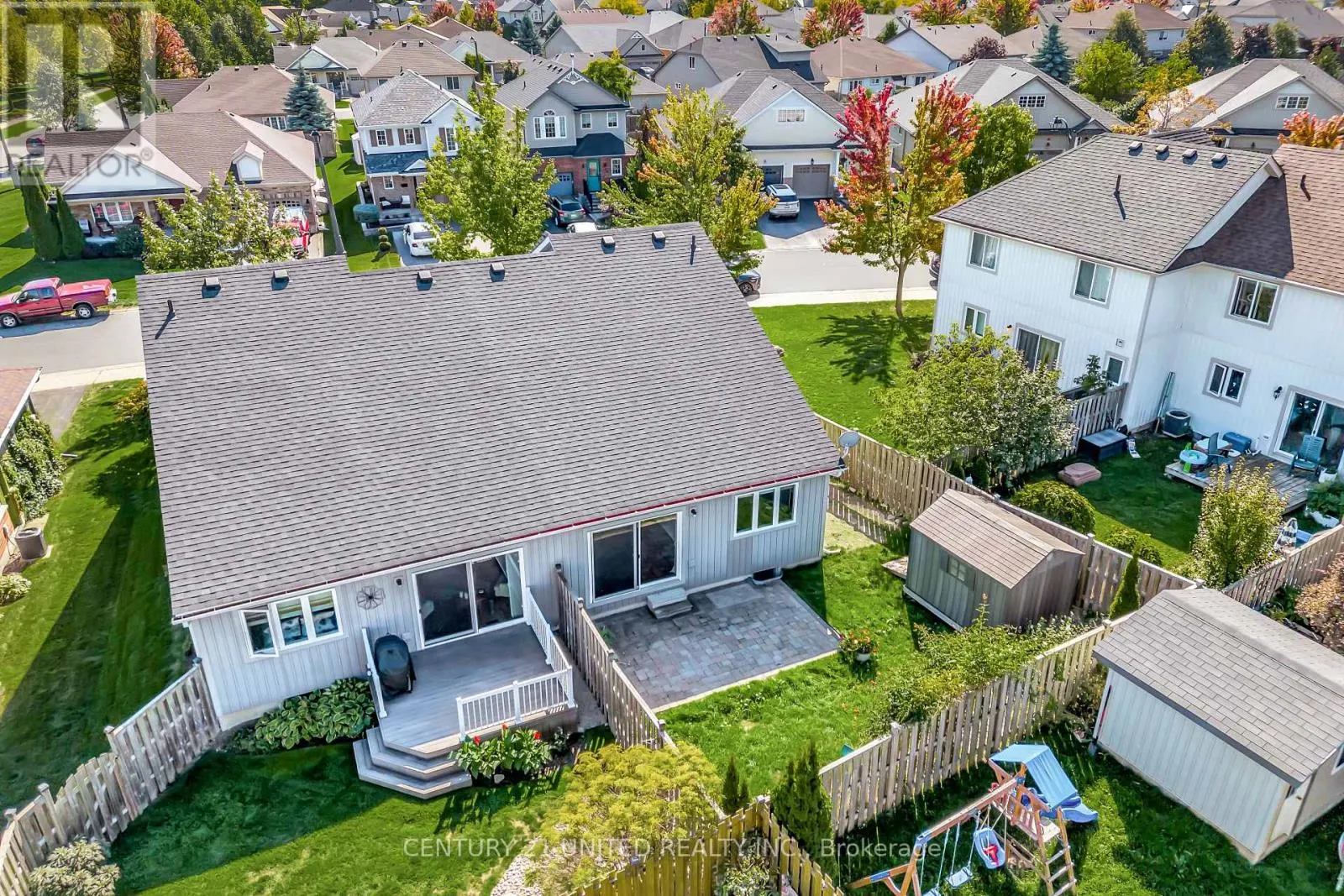 63 FALLINGBROOK CRESCENT