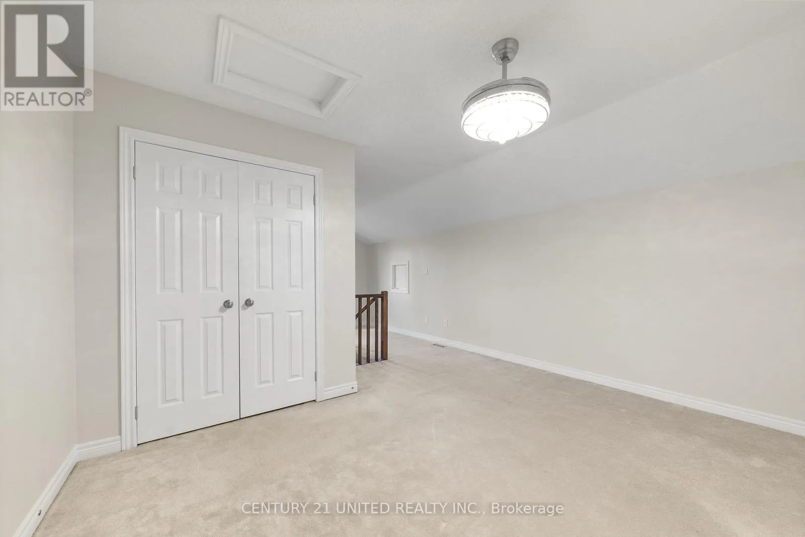 63 FALLINGBROOK CRESCENT