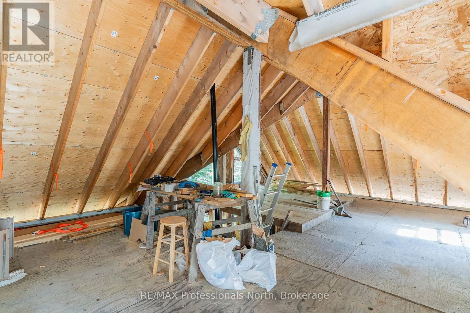 319 BOUNDARY ROAD