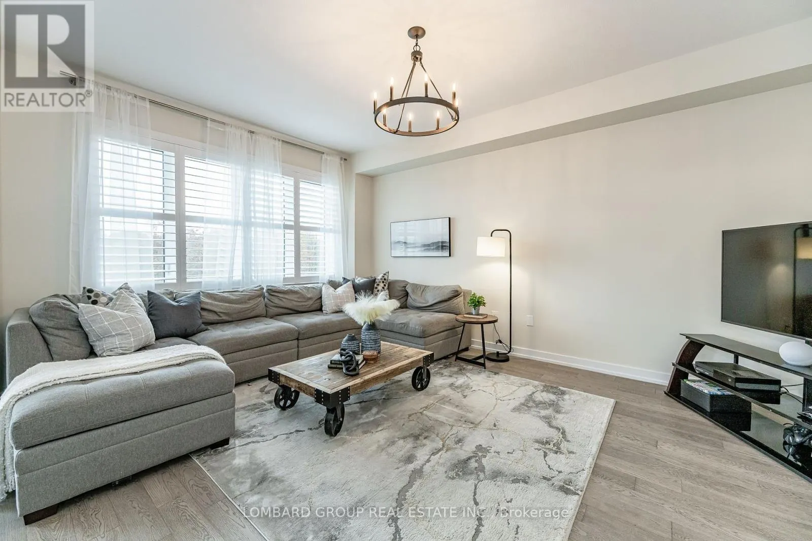 116 WHITHORN CRESCENT