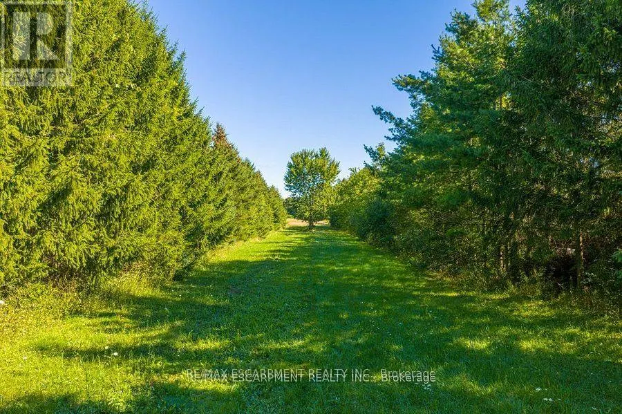 595 GREEN MOUNTAIN ROAD E