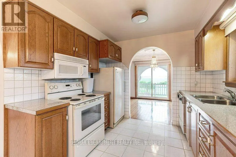 595 GREEN MOUNTAIN ROAD E