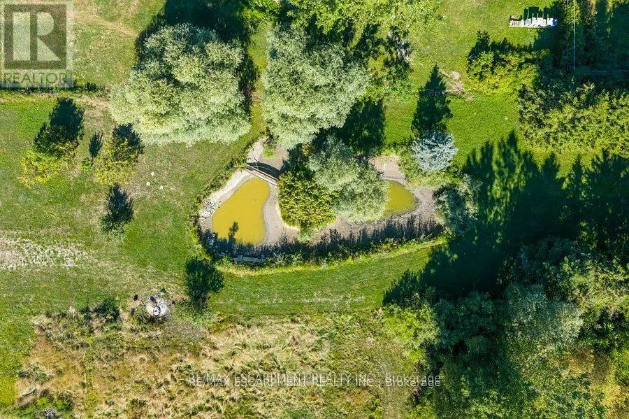 595 GREEN MOUNTAIN ROAD E