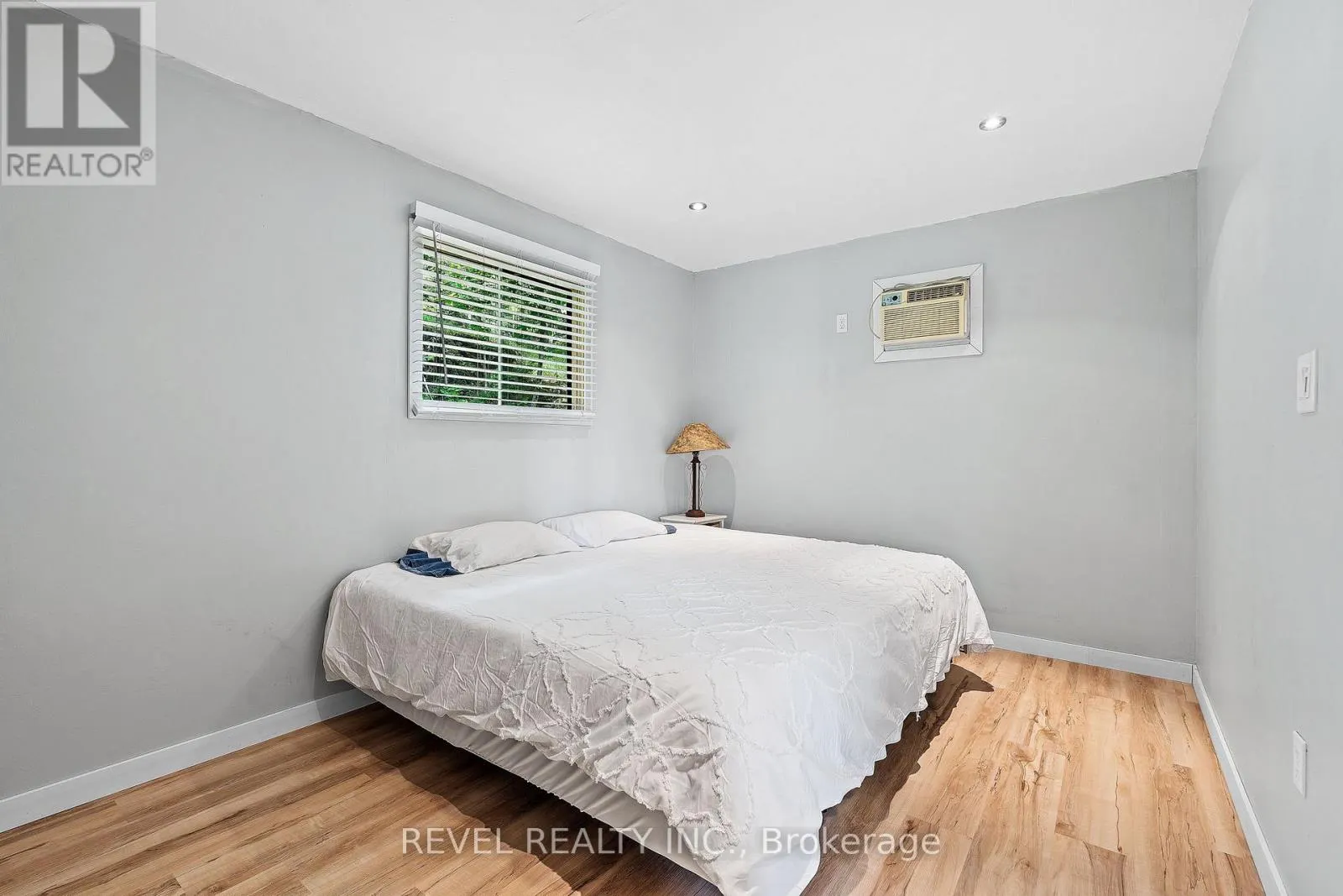 49 SLEEPY HOLLOW ROAD