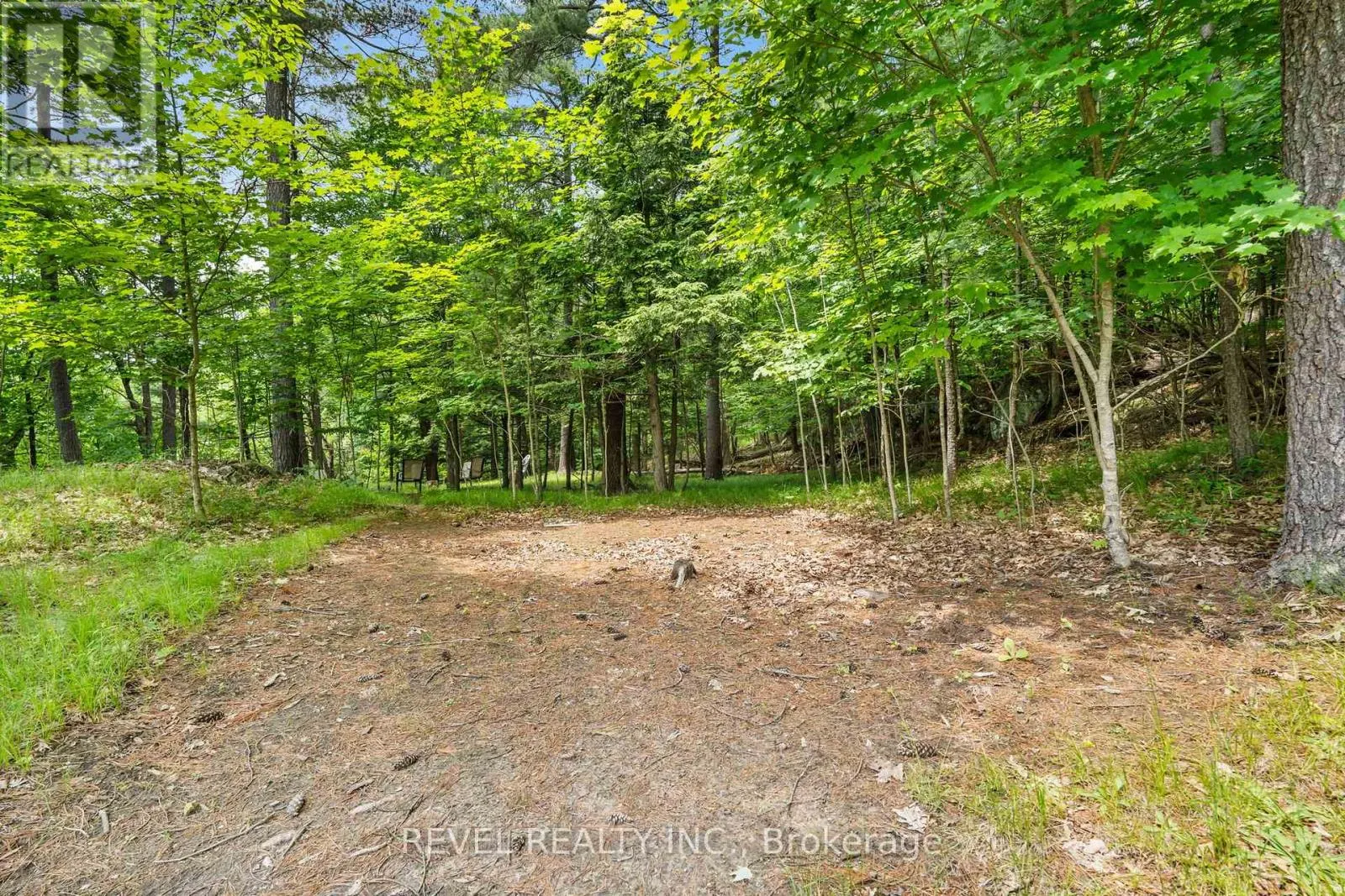 49 SLEEPY HOLLOW ROAD