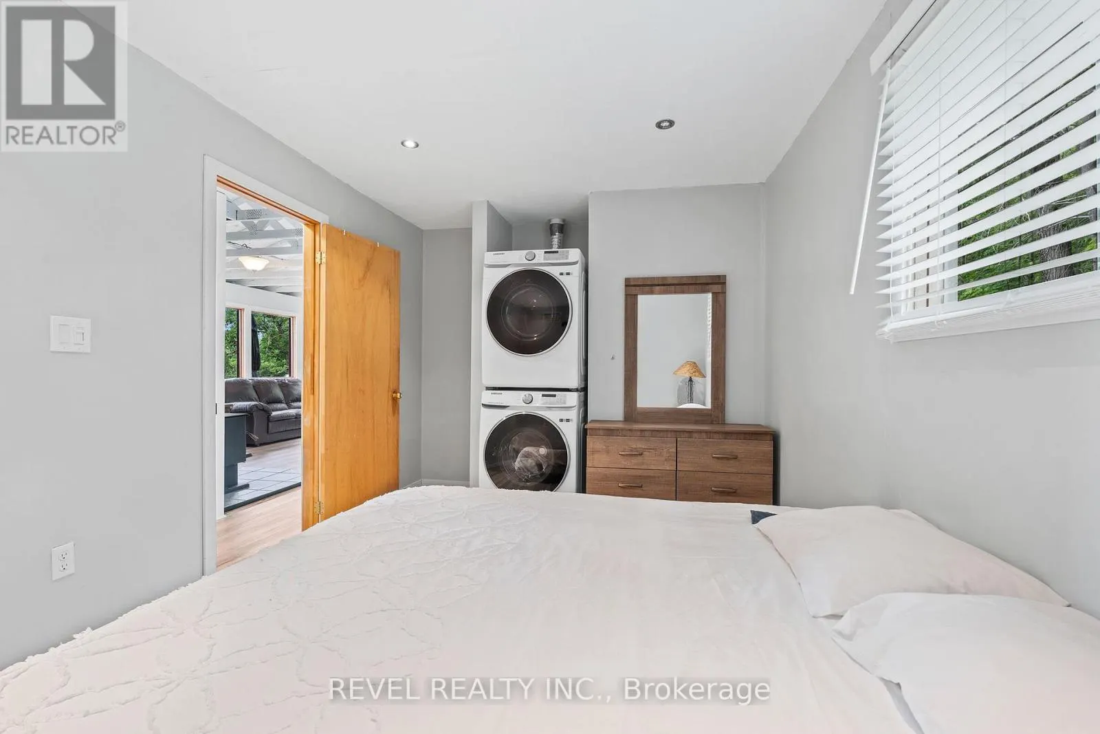 49 SLEEPY HOLLOW ROAD