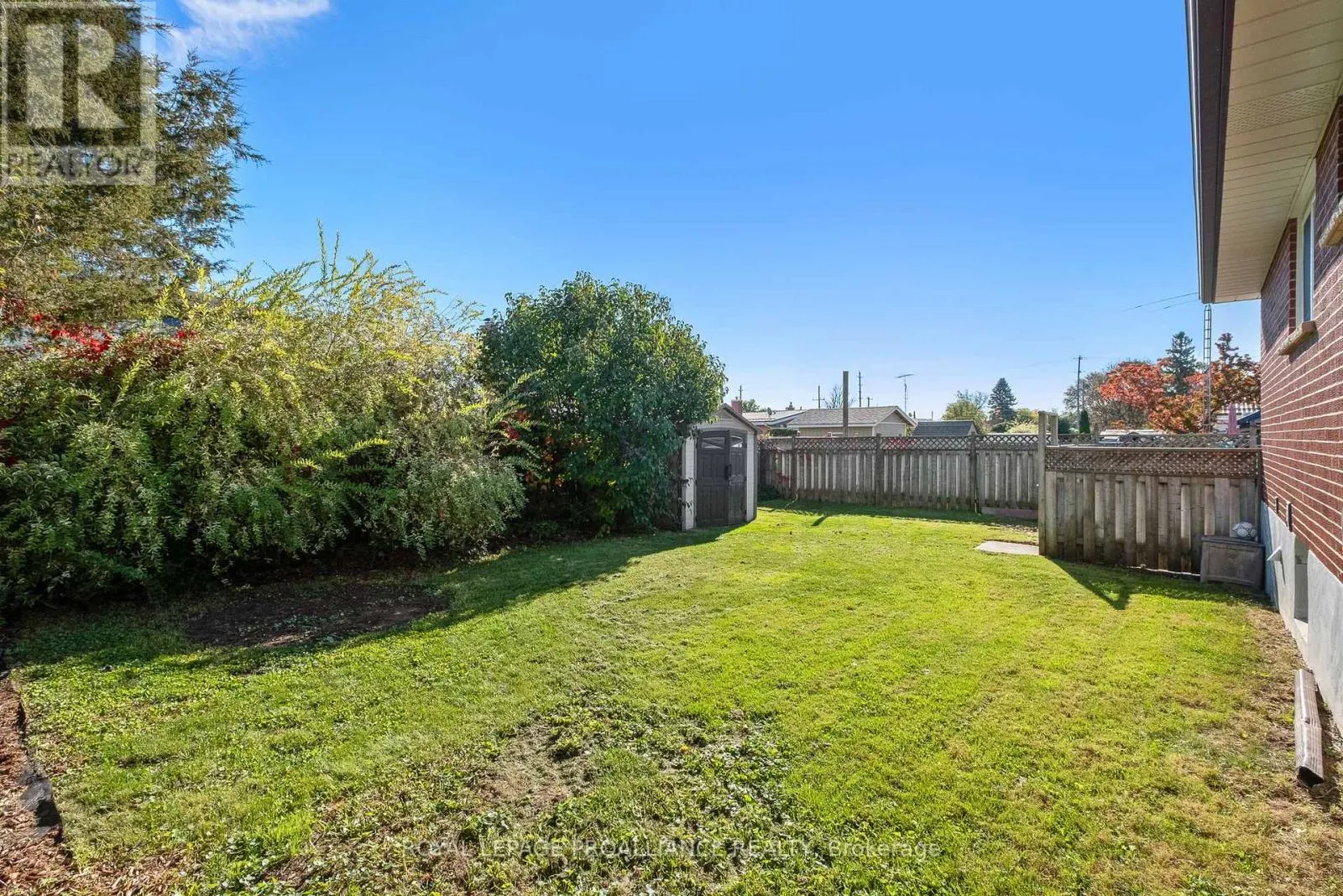 598 HAYDEN CRESCENT