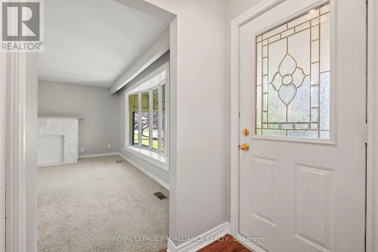 598 HAYDEN CRESCENT