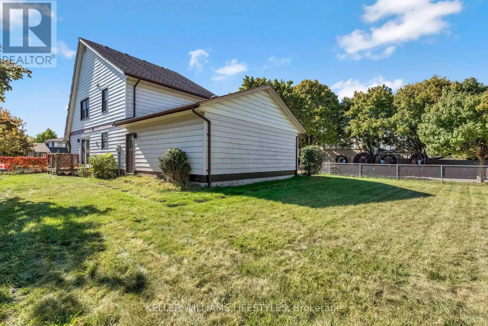 138 GARDENVALE CRESCENT