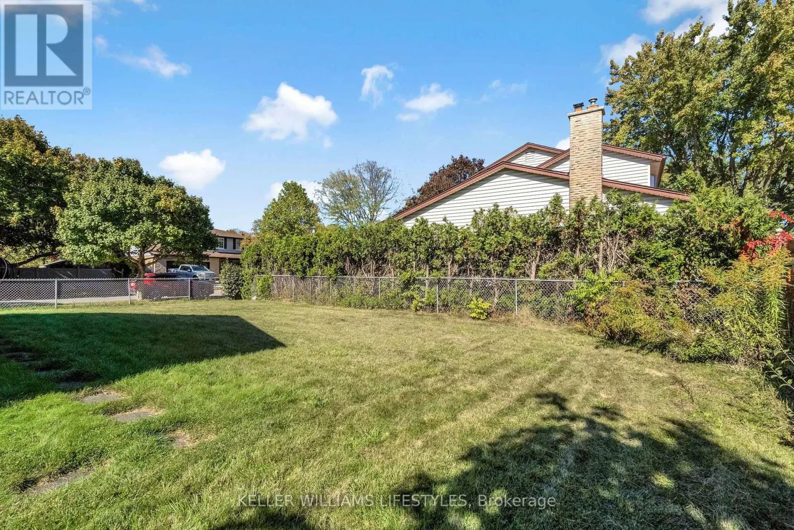138 GARDENVALE CRESCENT