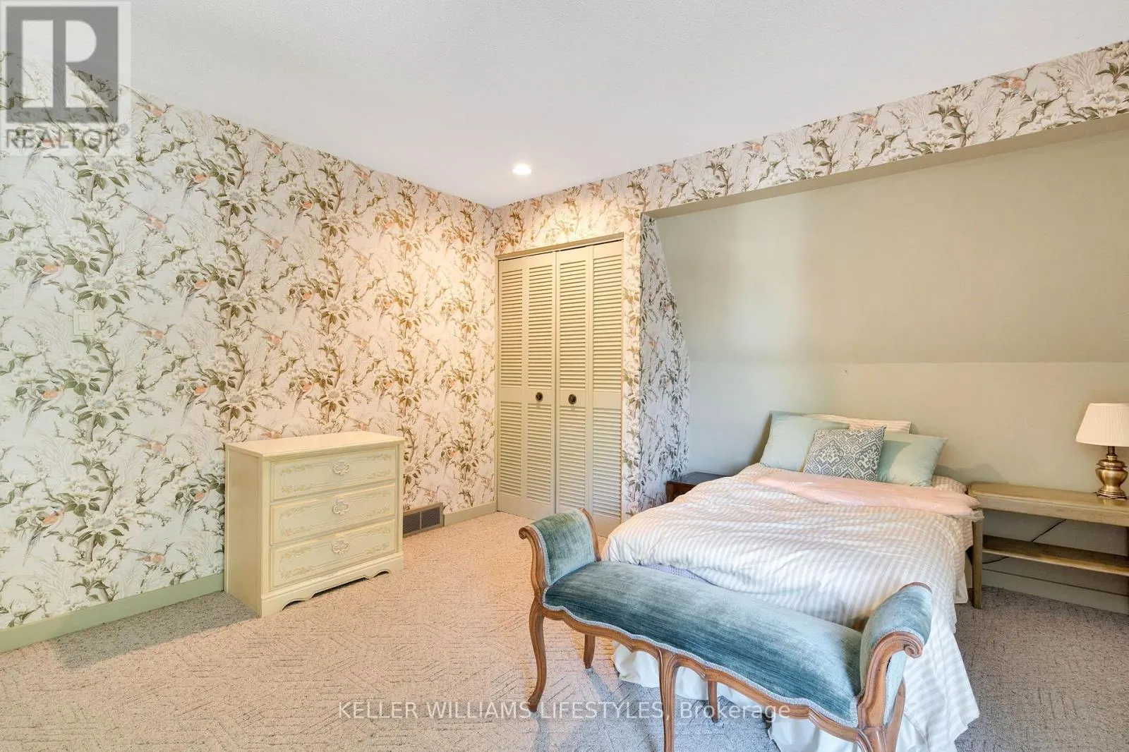 138 GARDENVALE CRESCENT