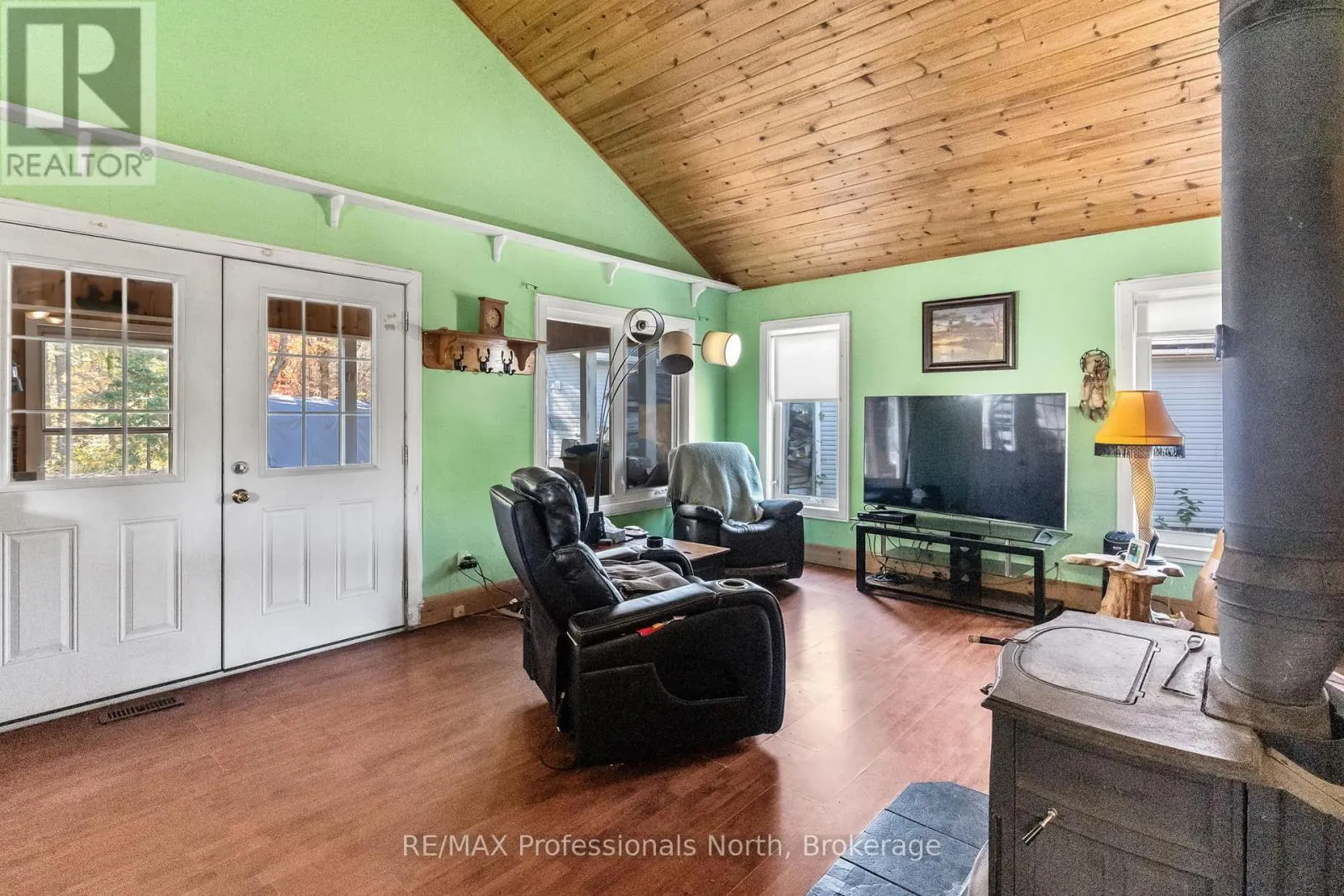 2179 SOUTH LAKE ROAD