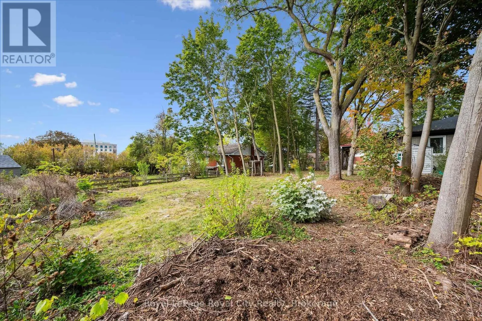 20 HIGHVIEW PLACE