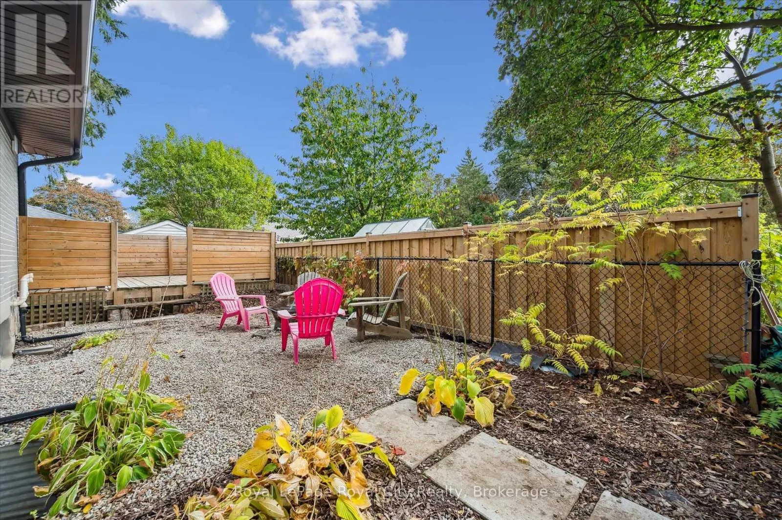 20 HIGHVIEW PLACE