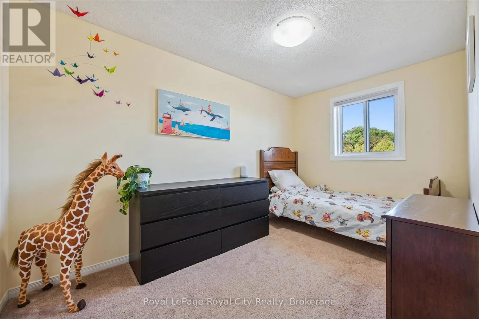74 TROY CRESCENT