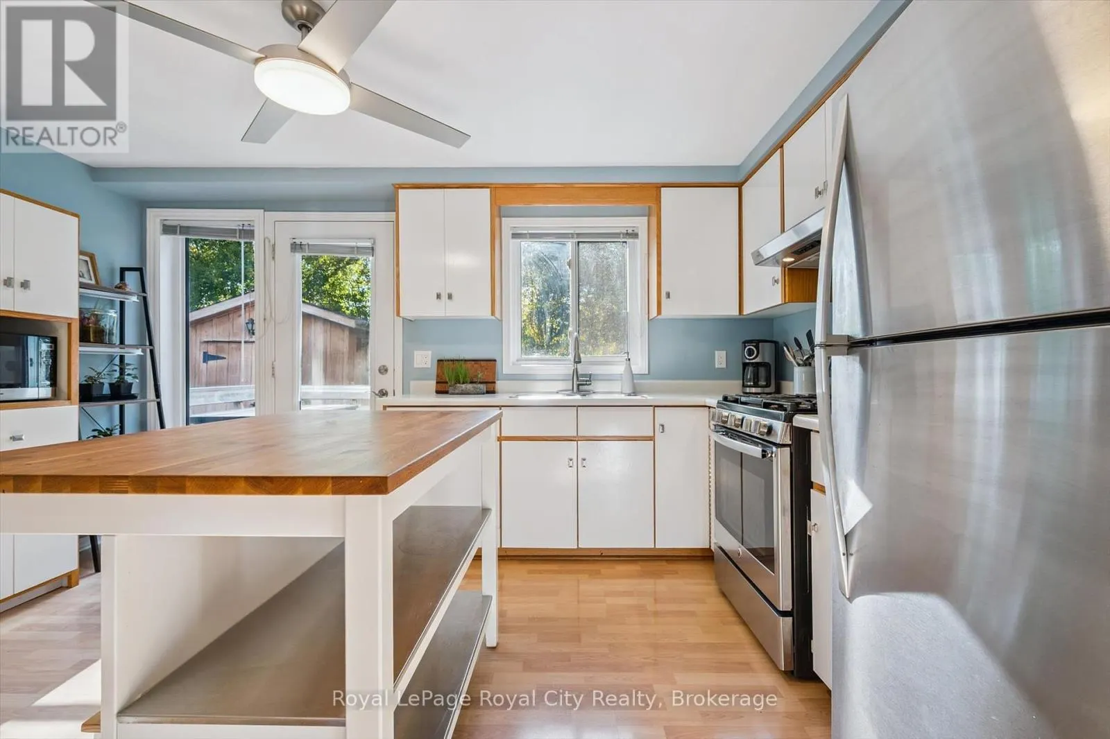 74 TROY CRESCENT