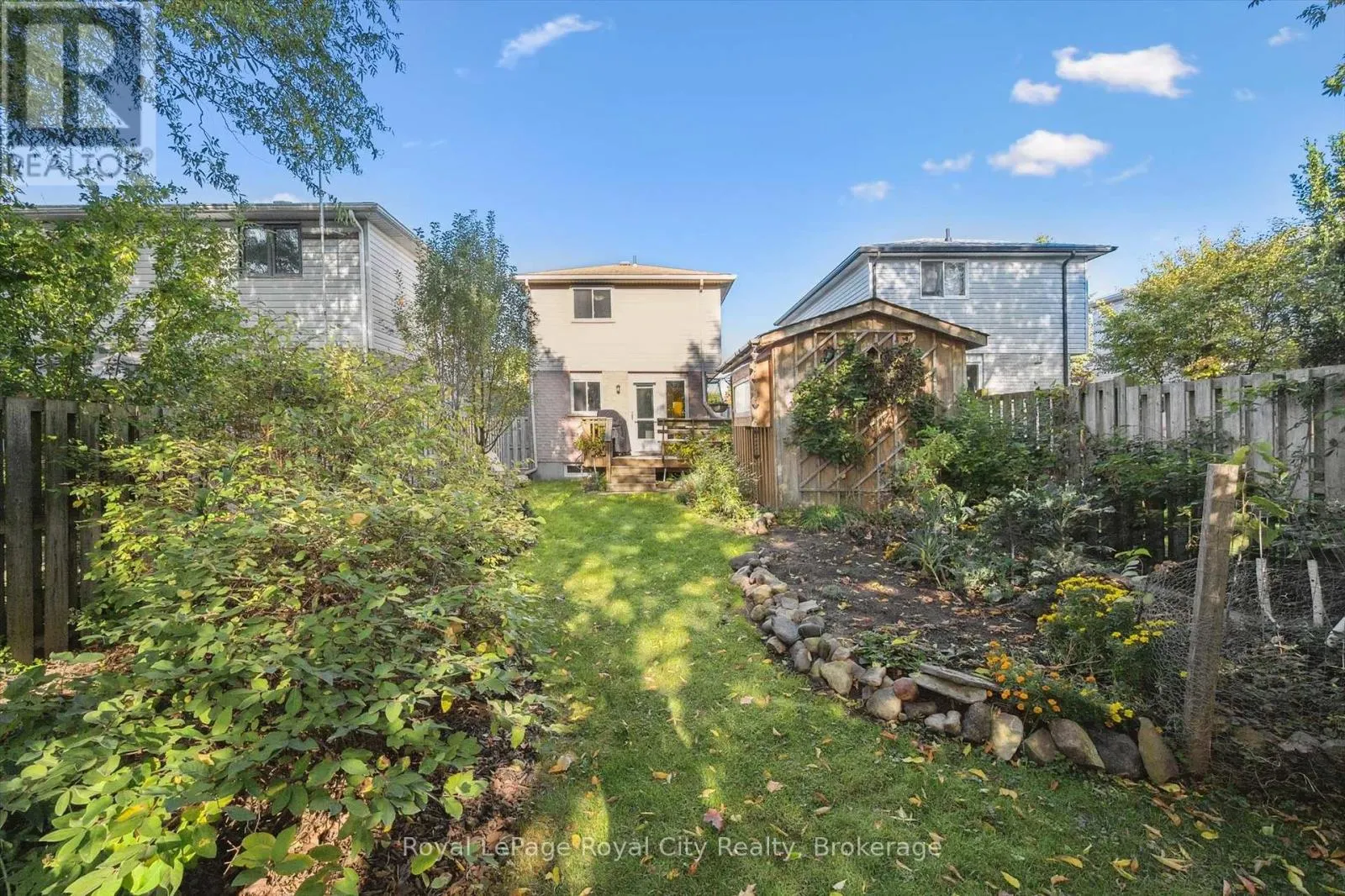 74 TROY CRESCENT
