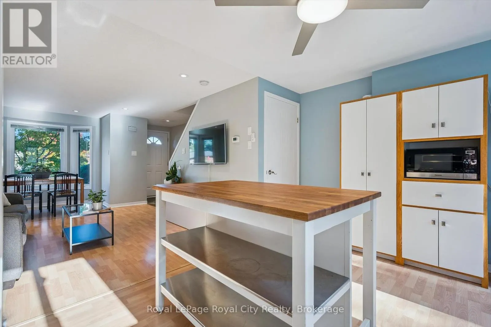 74 TROY CRESCENT
