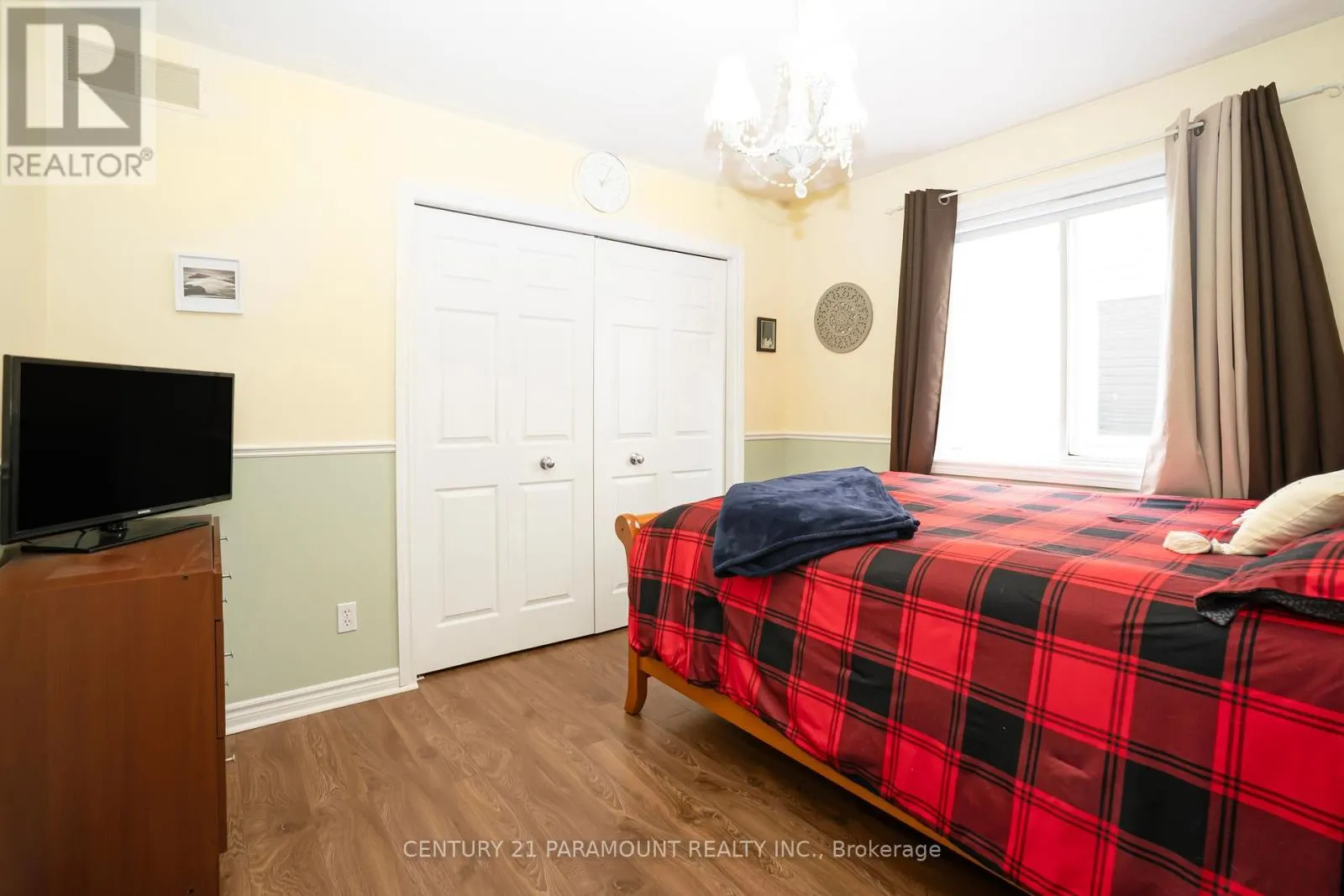 109 HAMPSON CRESCENT