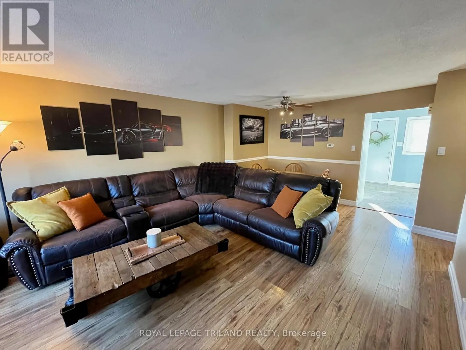 9 - 577 THIRD STREET, #9