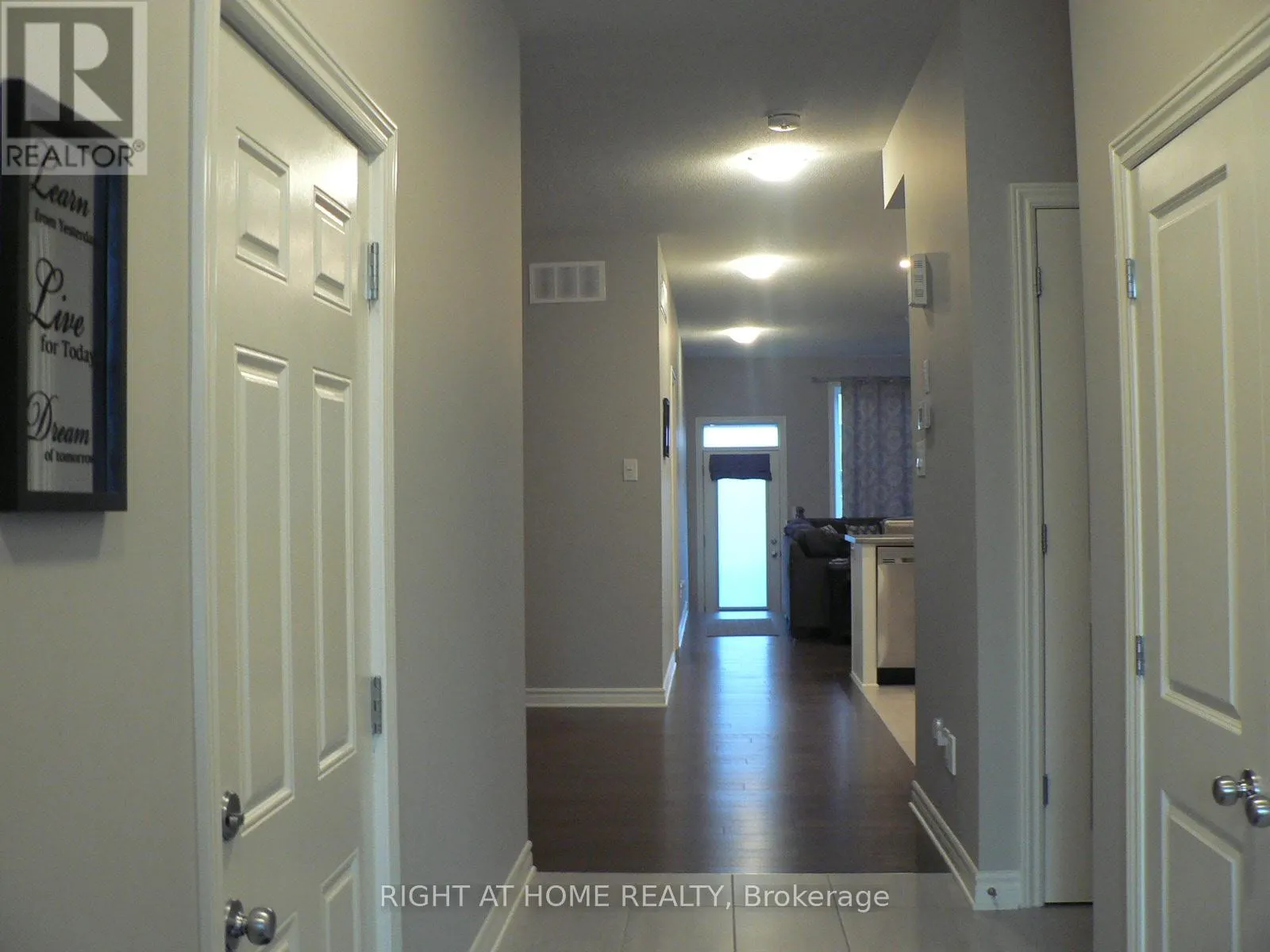 110 HICKSTEAD WAY