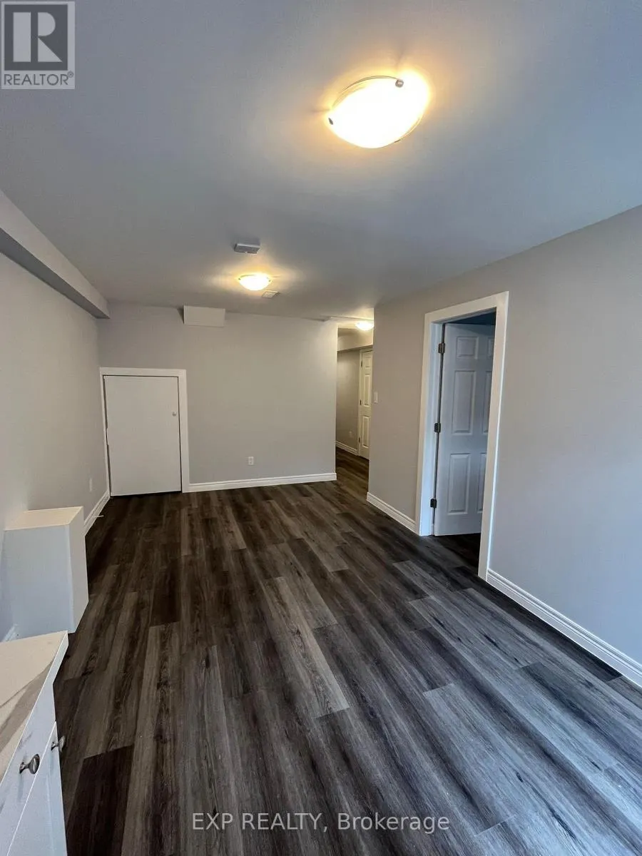 BASEMENT UNIT - 99 OAKTREE DRIVE