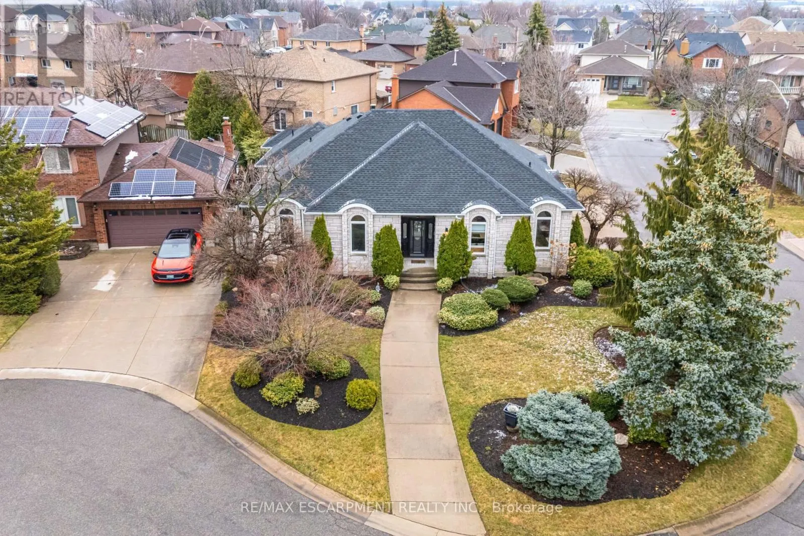31 INGRID COURT
