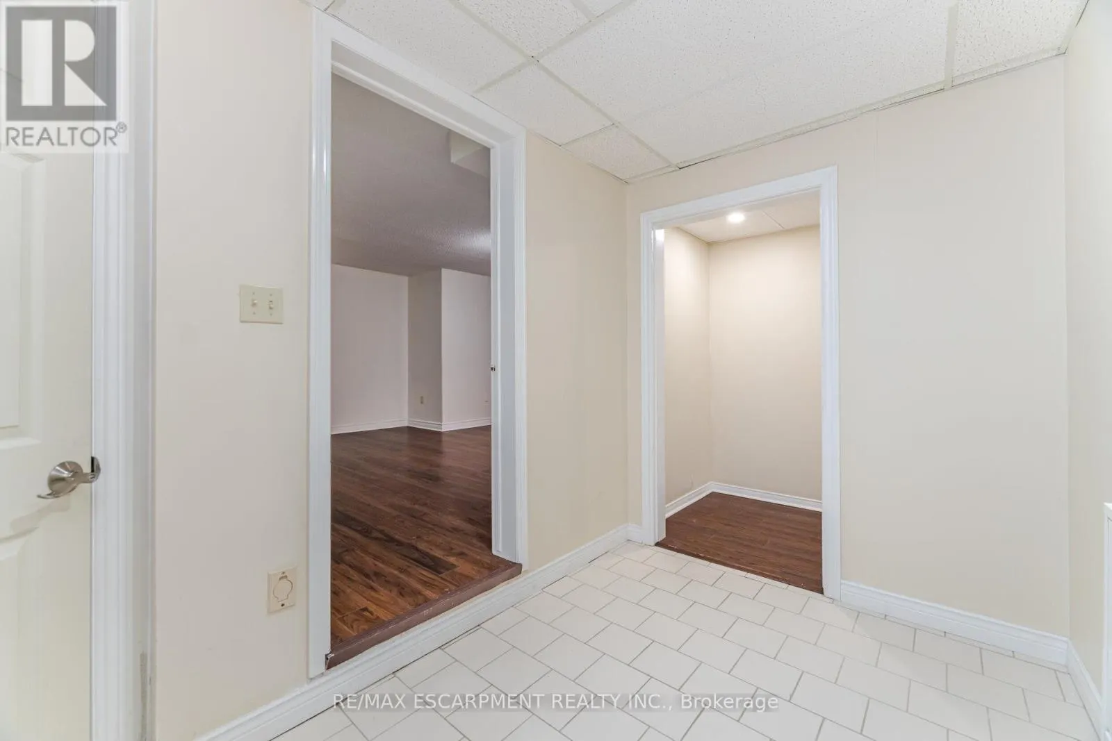 31 INGRID COURT