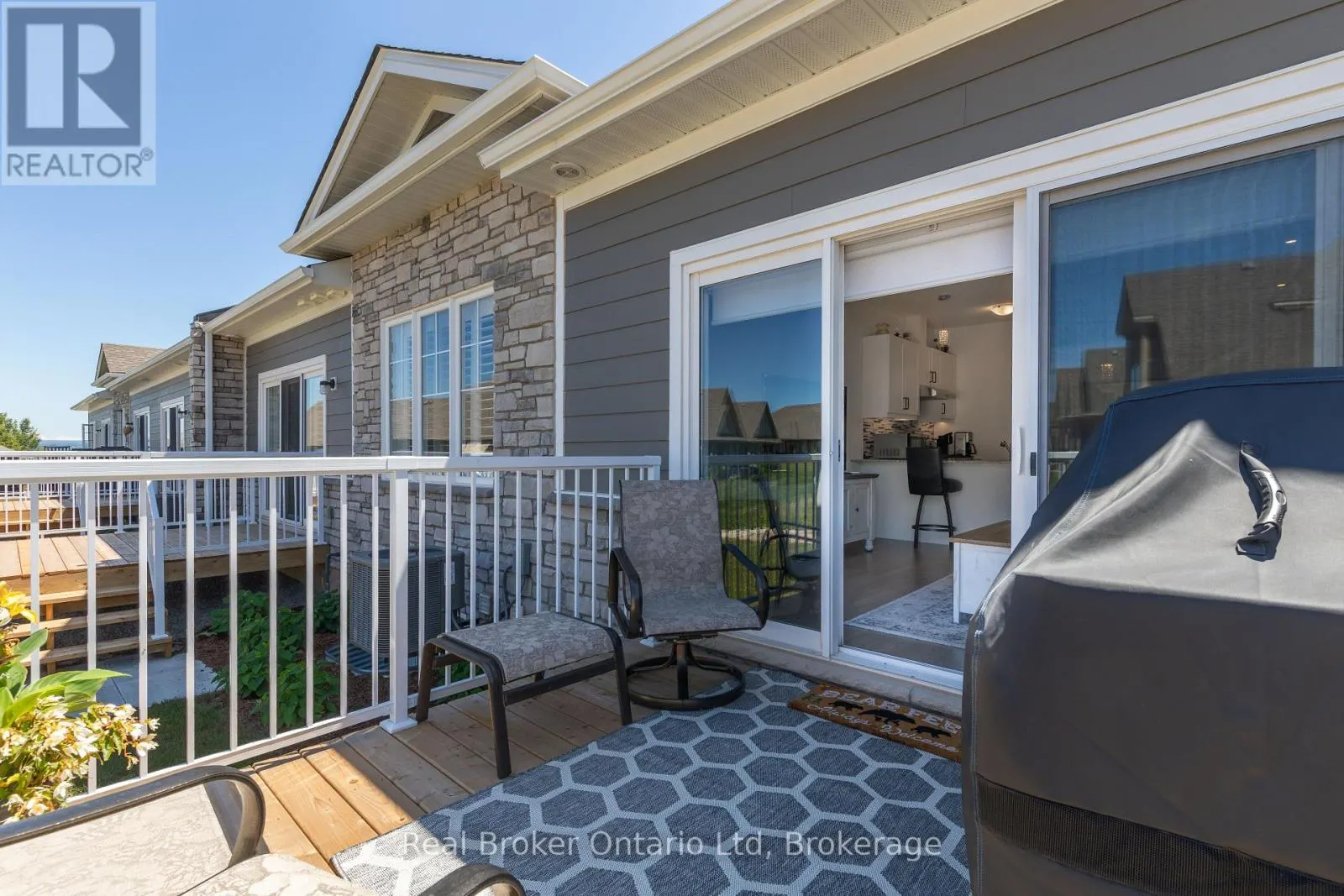 18 - 221 IRONWOOD WAY, #18