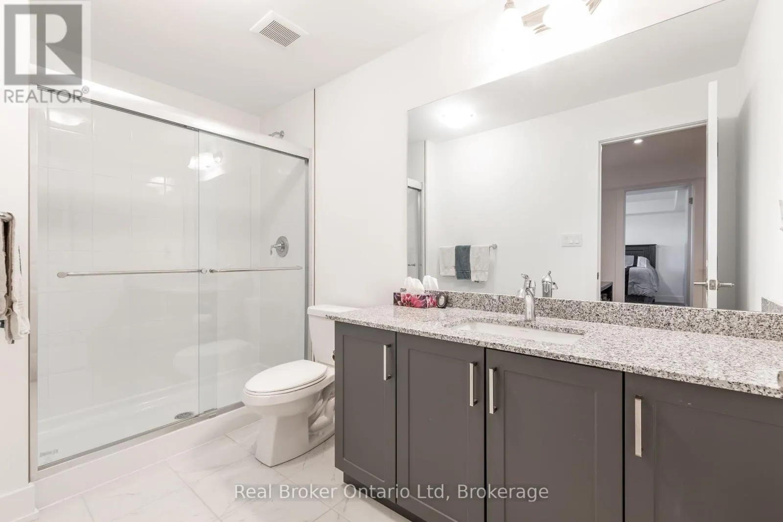 18 - 221 IRONWOOD WAY, #18