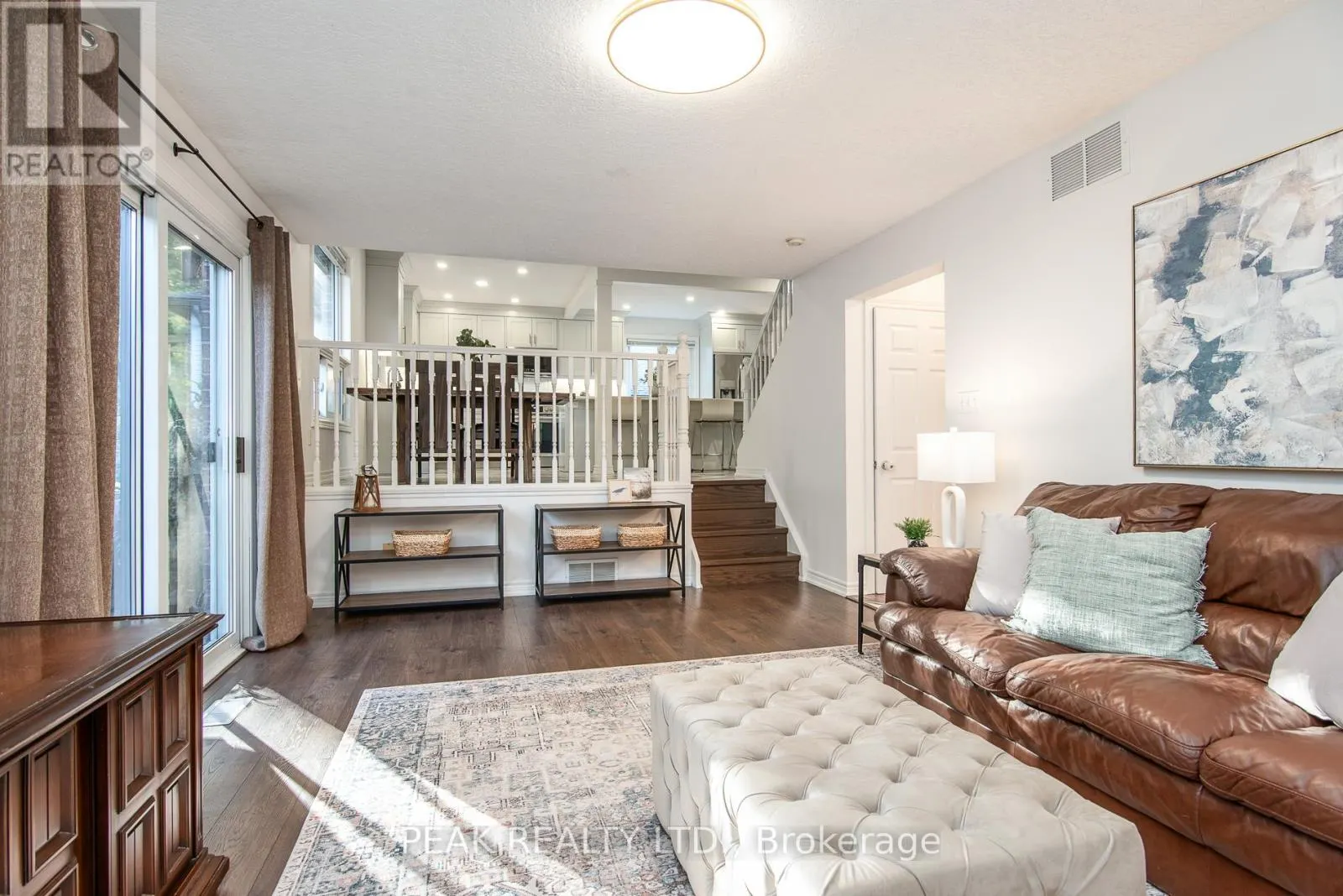 51 EBY CRESCENT