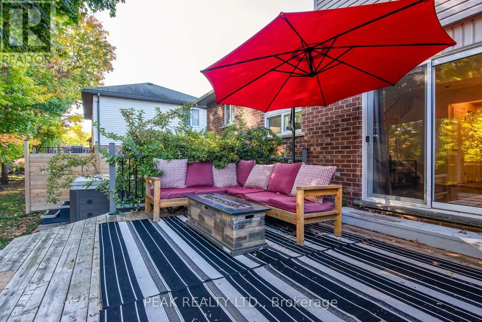 51 EBY CRESCENT