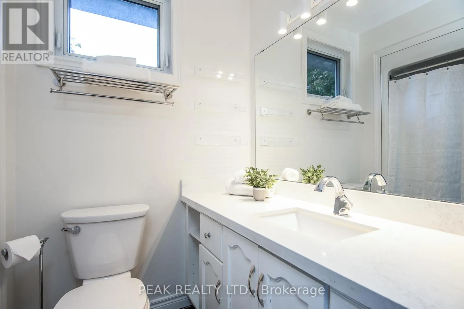 51 EBY CRESCENT