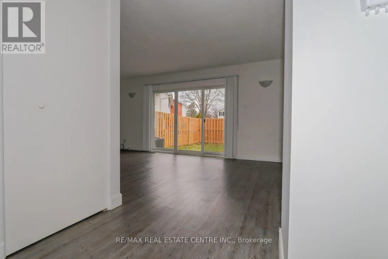 1 - 411 KEATS WAY, #1