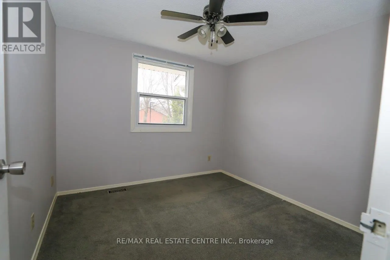 1 - 411 KEATS WAY, #1
