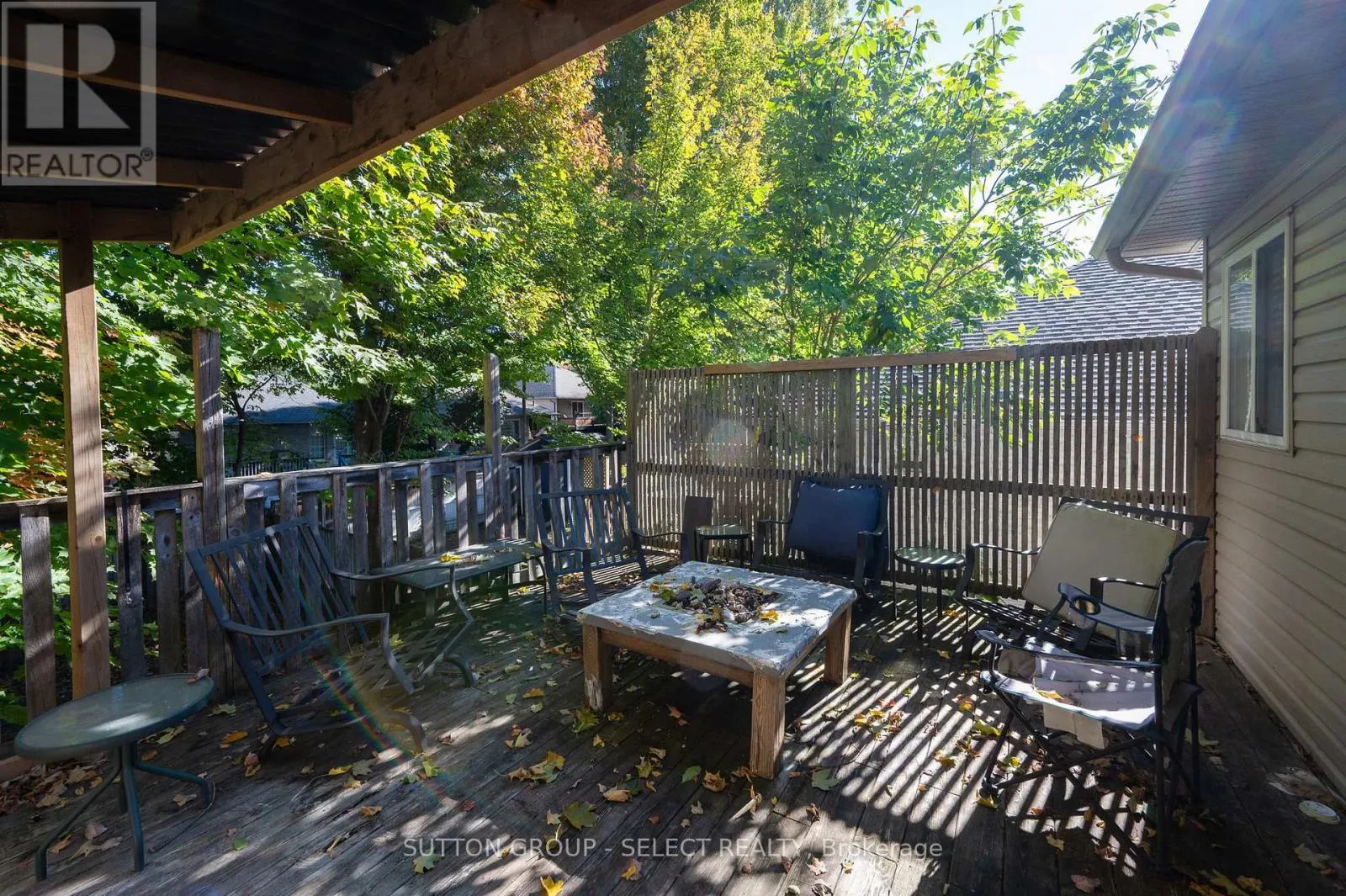 115 BRIDLE PATH