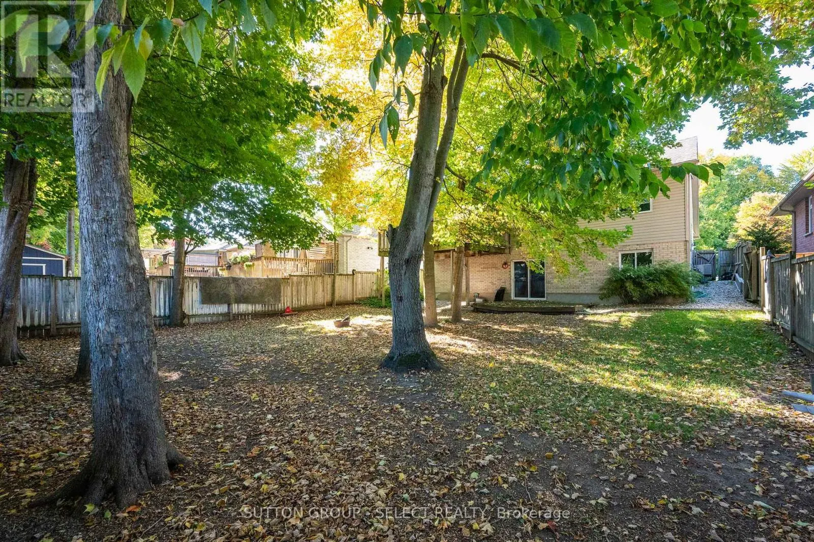 115 BRIDLE PATH