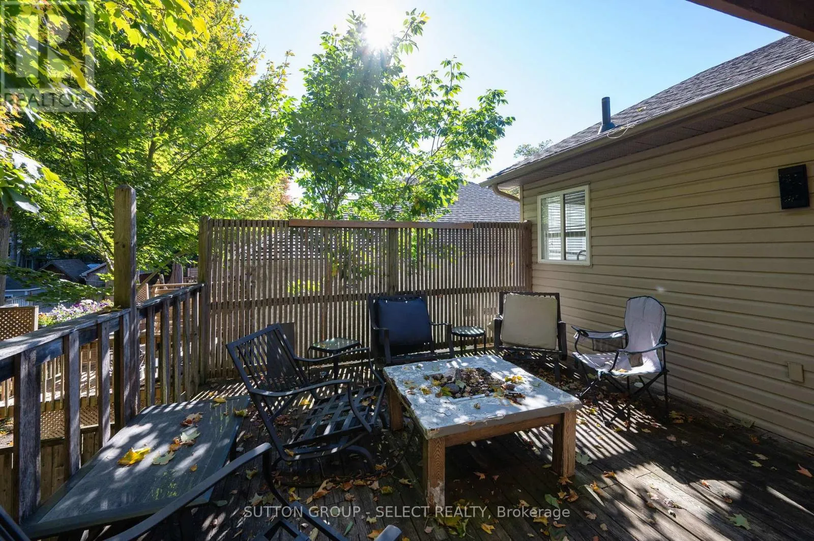 115 BRIDLE PATH