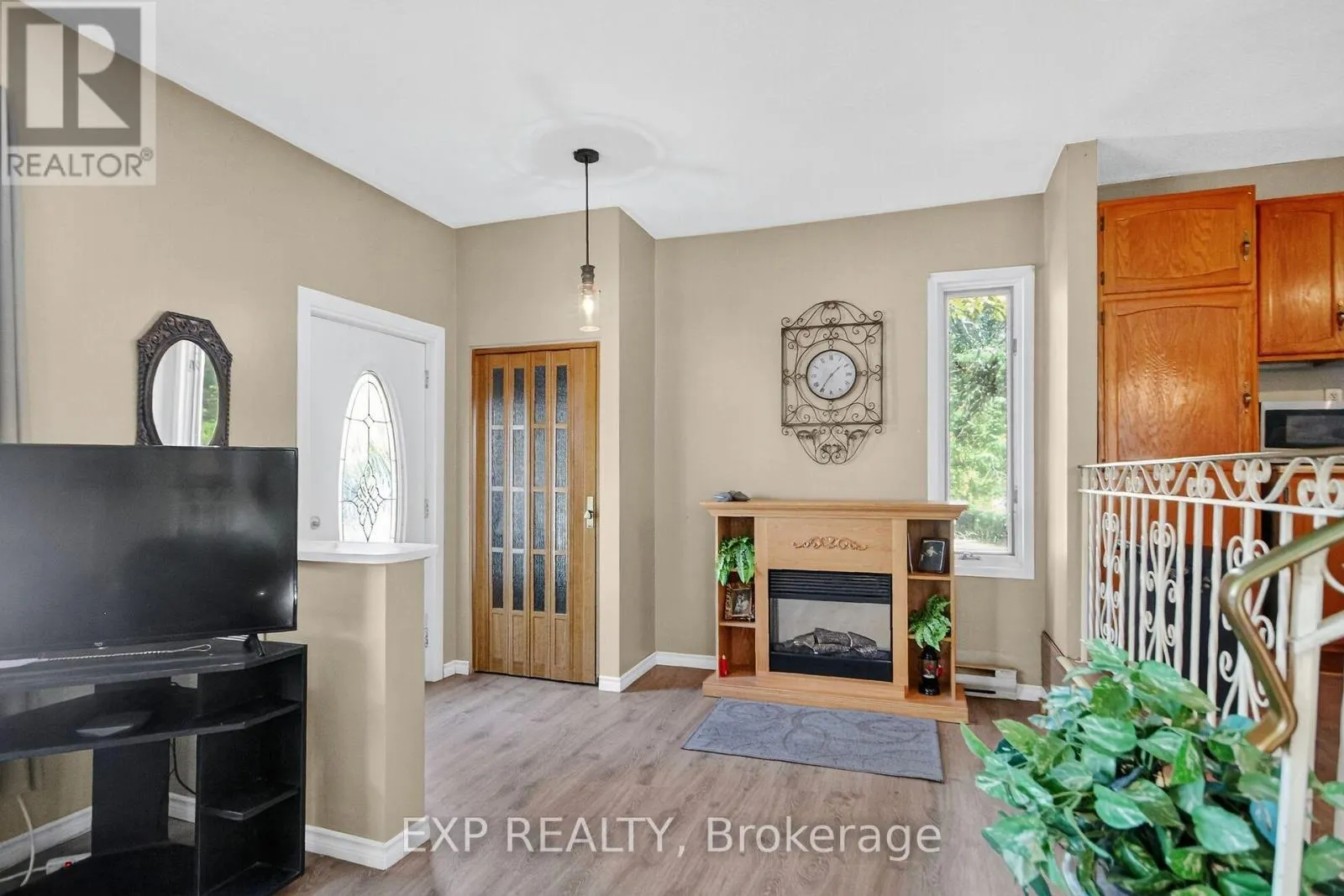 96 CONSTANCE LAKE ROAD