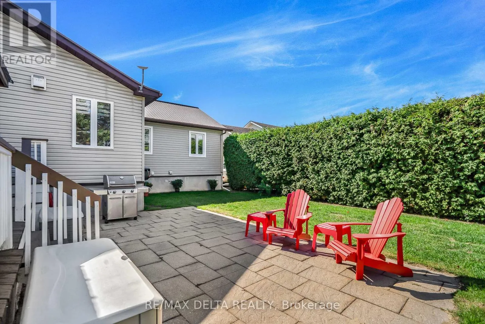 65 BERNARD CRESCENT