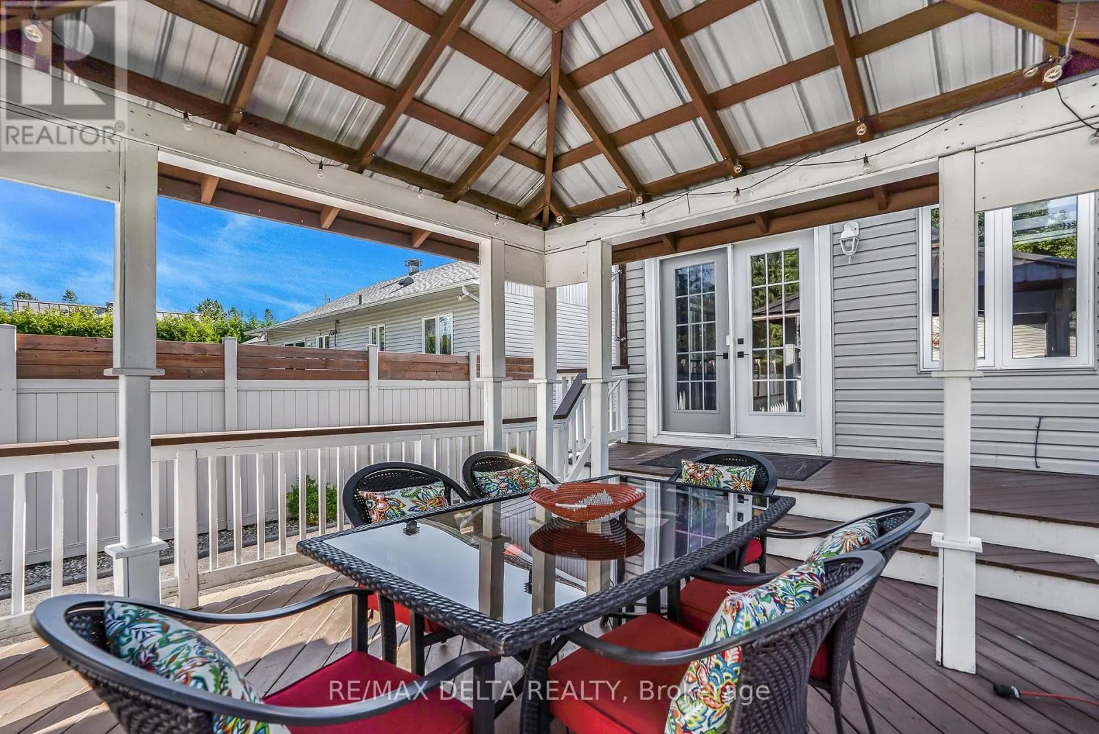 65 BERNARD CRESCENT