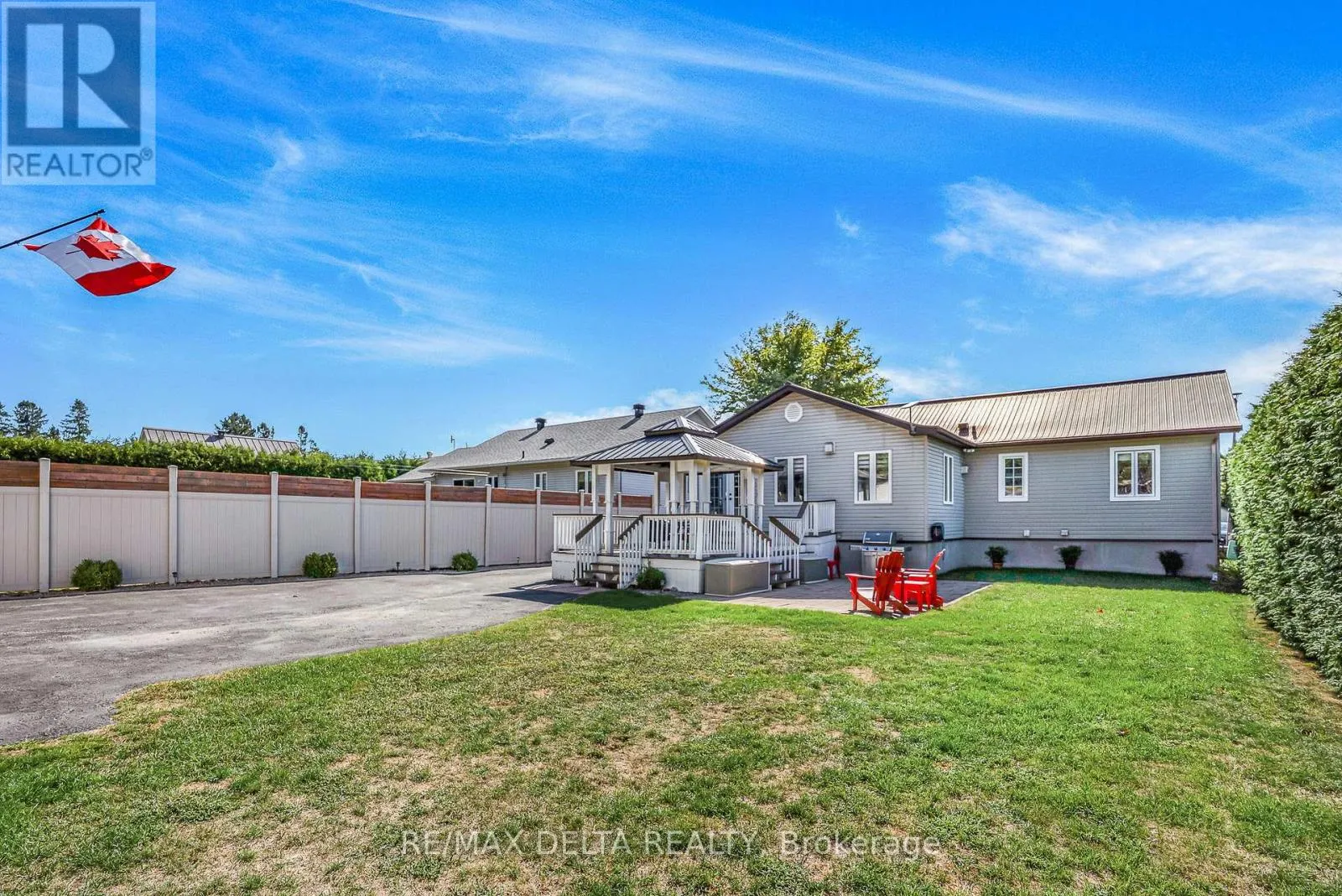 65 BERNARD CRESCENT