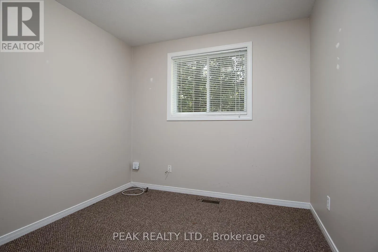 A & B - 9 MACVILLE AVENUE