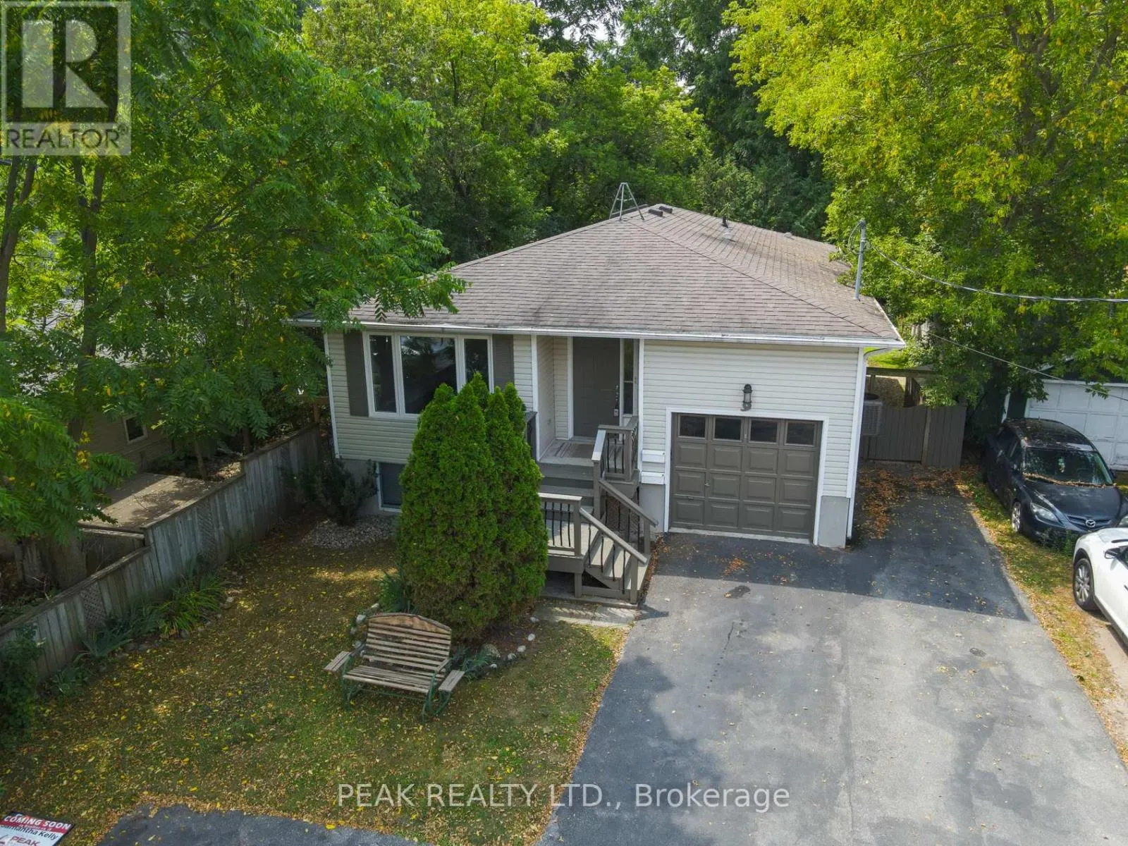 A & B - 9 MACVILLE AVENUE
